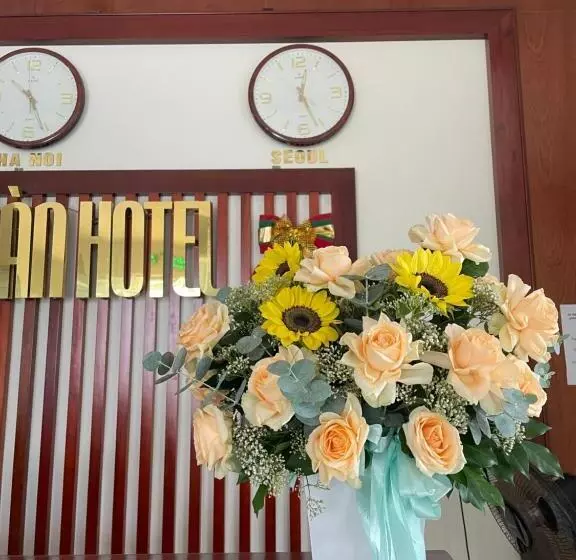 هتل Khách Sạn Khải Hoàn