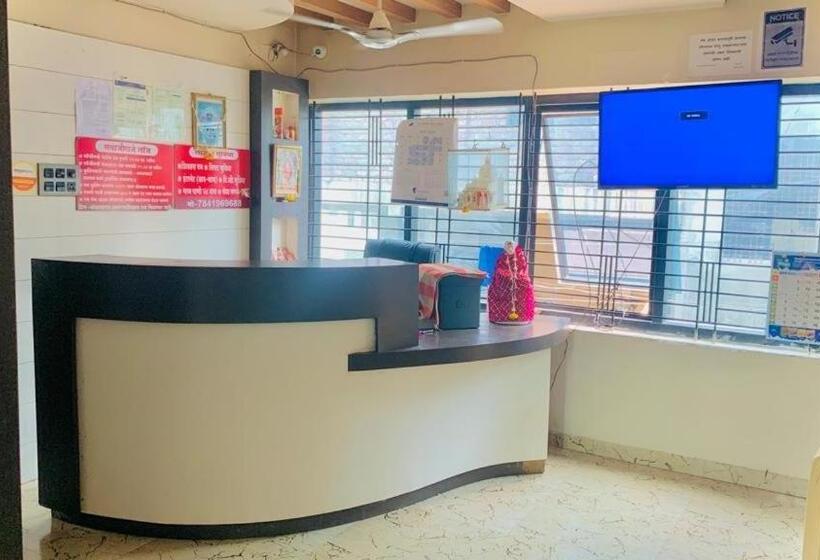 Hotel Sayajiraje Palace