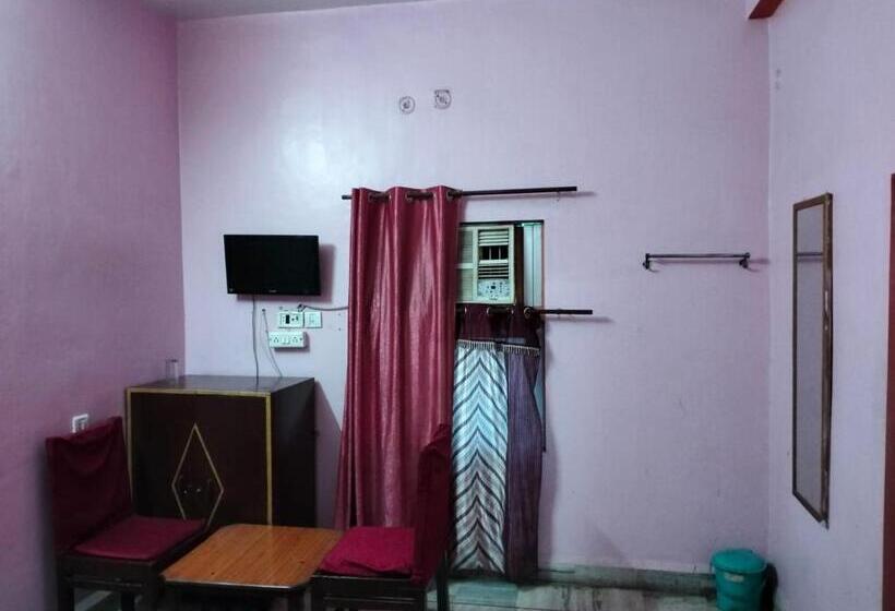 Отель Sun N Star By Wb Inn