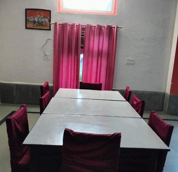 Отель Sun N Star By Wb Inn