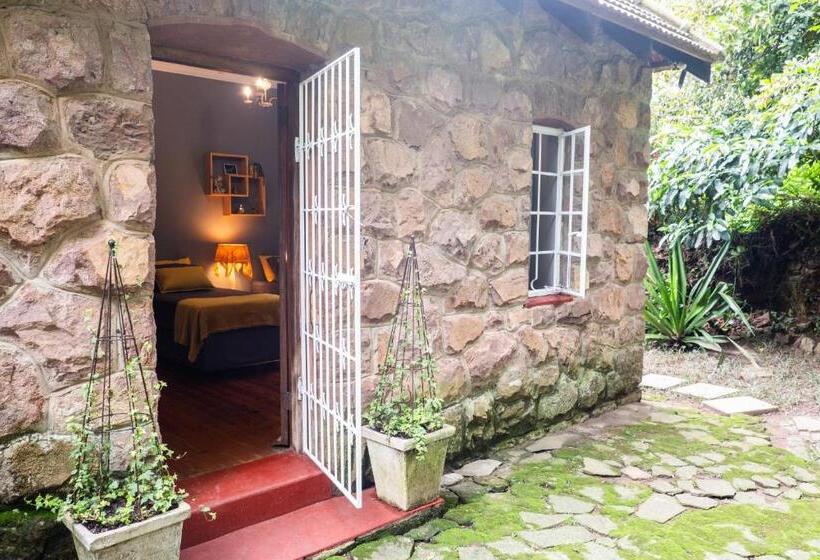 ペンション 3 On Rockhaven