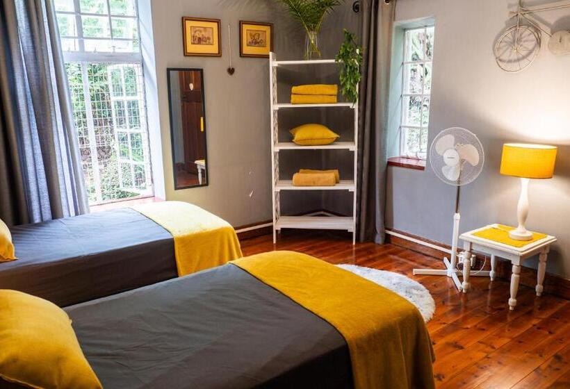 ペンション 3 On Rockhaven