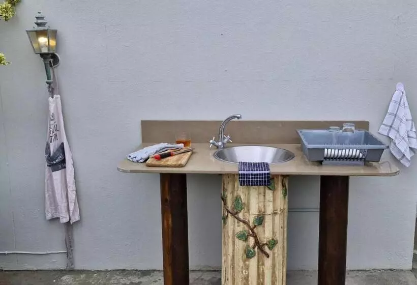 Majatalo A Time And A Place