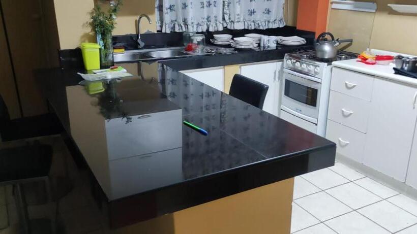 پانسیون C & B Apartamentos