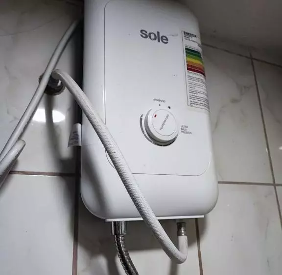 پانسیون C & B Apartamentos