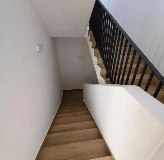 پانسیون J Vais Residence By Sov