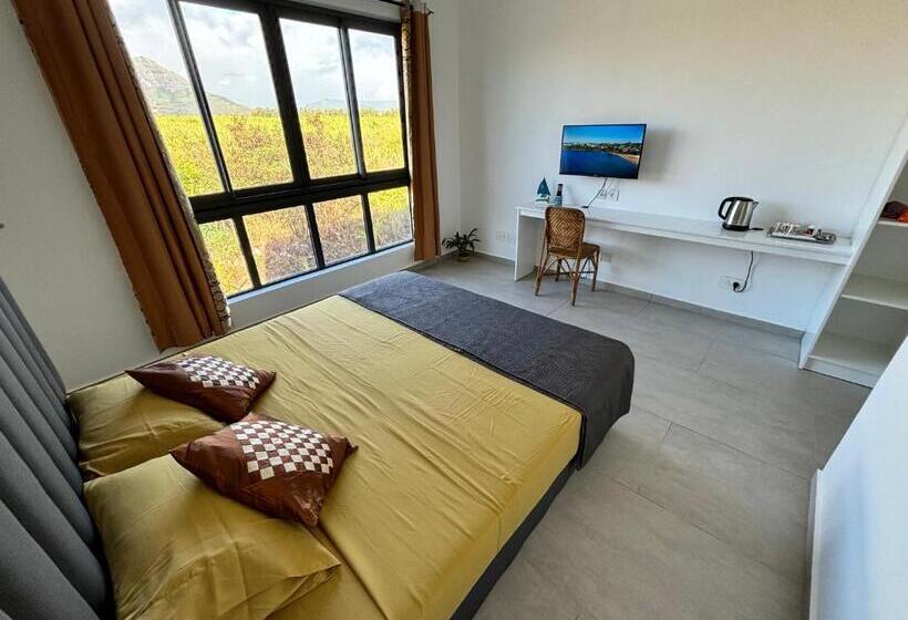 Pension J Vais Residence By Sov