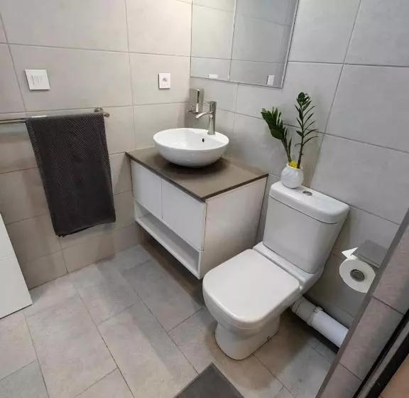 پانسیون J Vais Residence By Sov