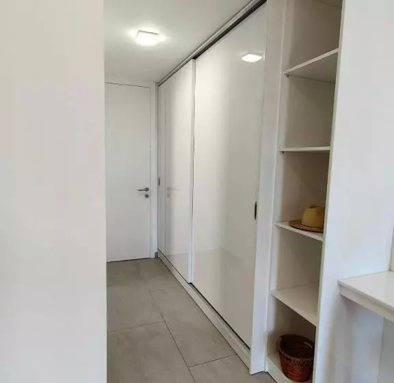 پانسیون J Vais Residence By Sov