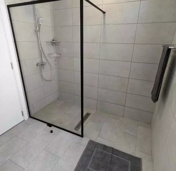 پانسیون J Vais Residence By Sov