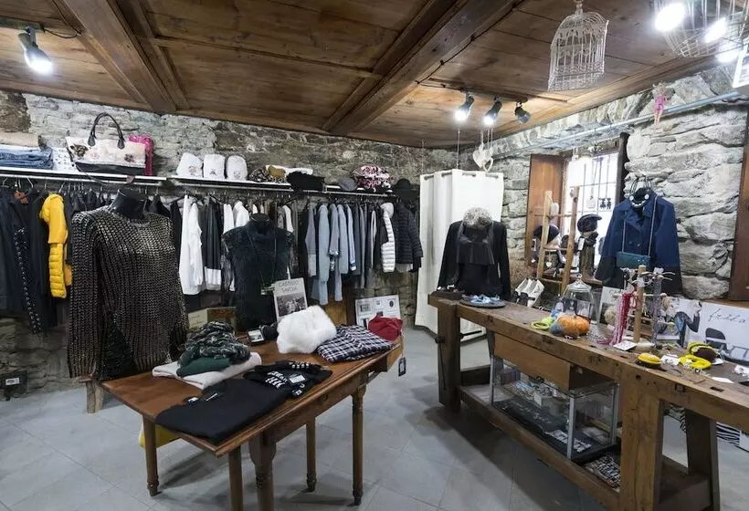 ペンション Mini Suite Gressoney
