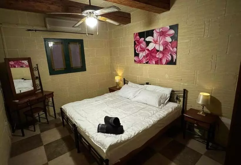 پانسیون Tal Bir Farmhouse