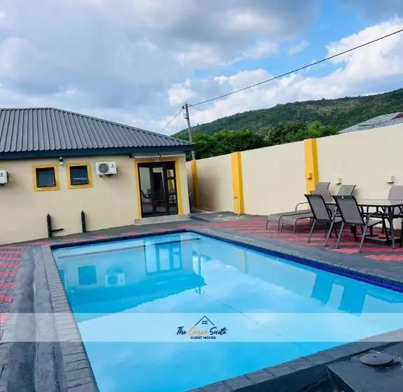 ペンション The Curve Suite Guest House