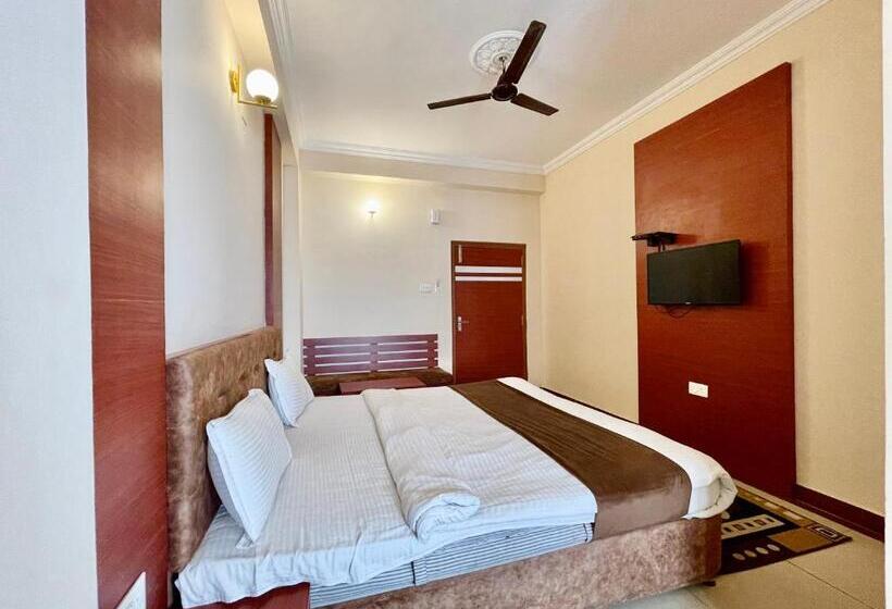 Subham Beach Inn ! Puri Near Sea Beach And Temple Fully Air Conditioned Hotel With Lift And Parking