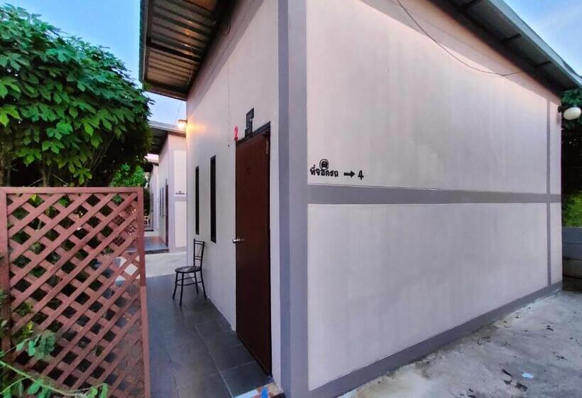 เช็คอินรีสอร์ท Check In Resort