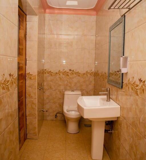 Amicus Hotel Kampala