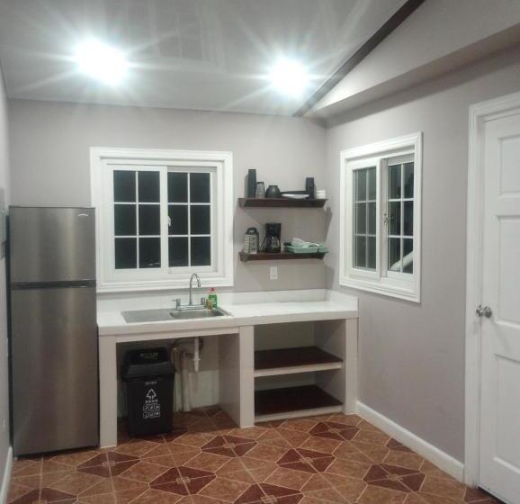 הוסטל Ferdinand Apartments