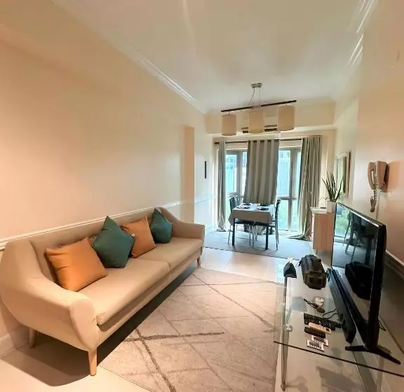 Hotelli Affordable Staycation Airbnb Bgc