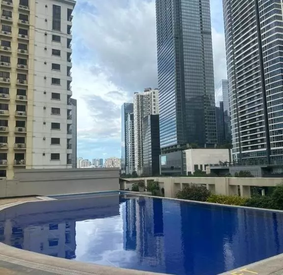 Hotelli Affordable Staycation Airbnb Bgc