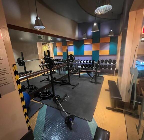 فندق Affordable Staycation Airbnb Bgc