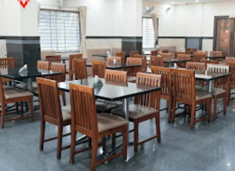 ホテル Mandara Residency,padu