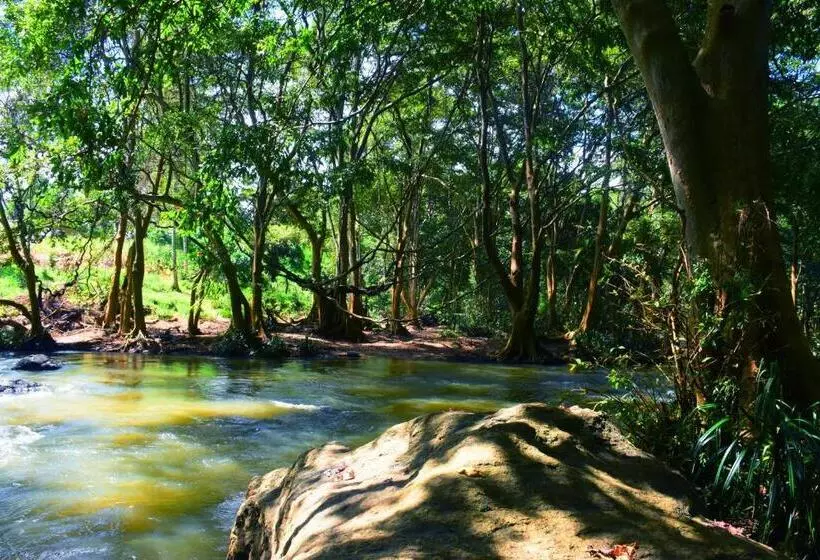 Hotelli River Place Resort Udawalawa