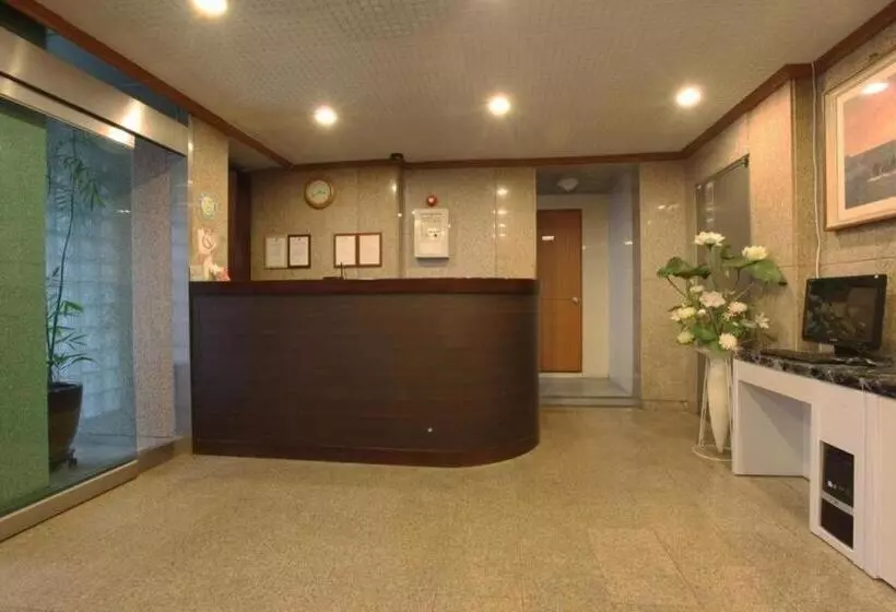 New World Hotel Yongsan
