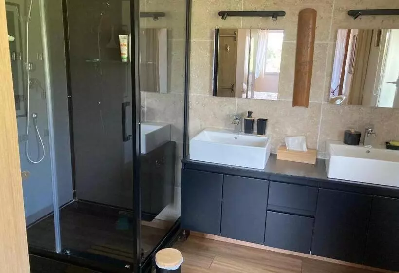 ペンション Domaine Des Lavarines