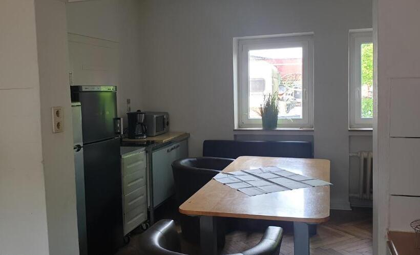 Пансион Monteur Zimmer Häger