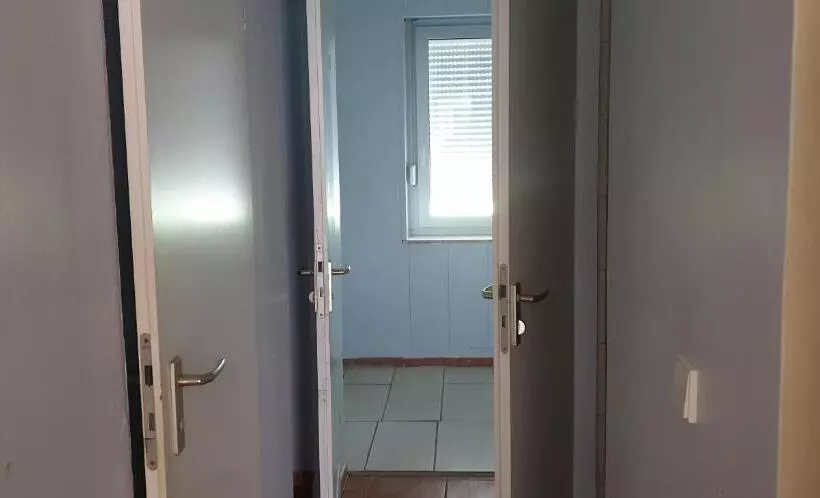 Majatalo Monteur Zimmer Häger