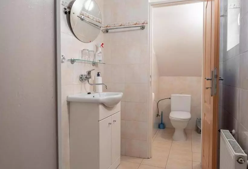 ペンション Penzion U Rybníka