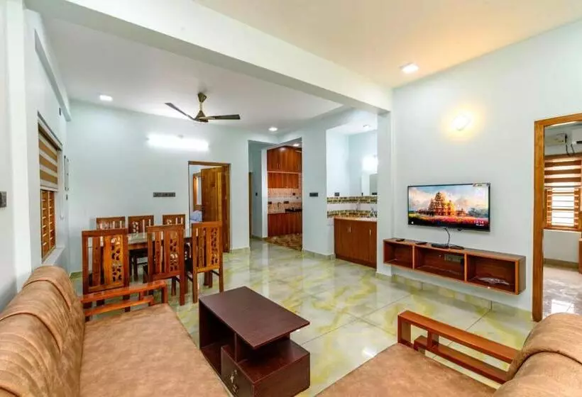 ペンション Rams Guest House Meadows Near Lulu Mall & Kims Hospital