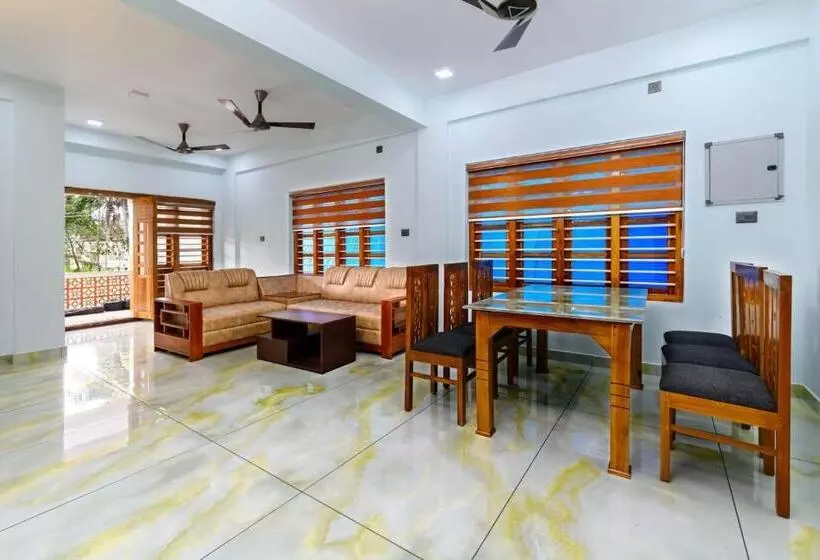 ペンション Rams Guest House Meadows Near Lulu Mall & Kims Hospital