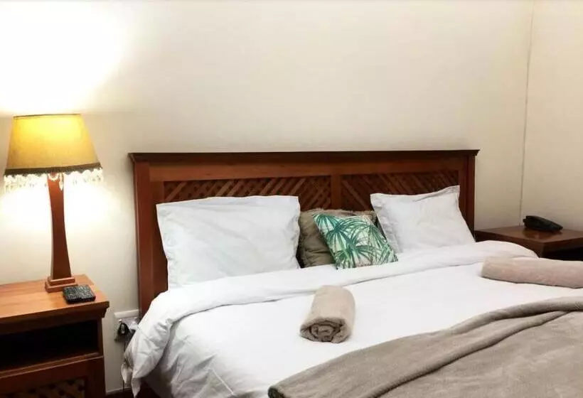 Majatalo Tom S Place Guest House