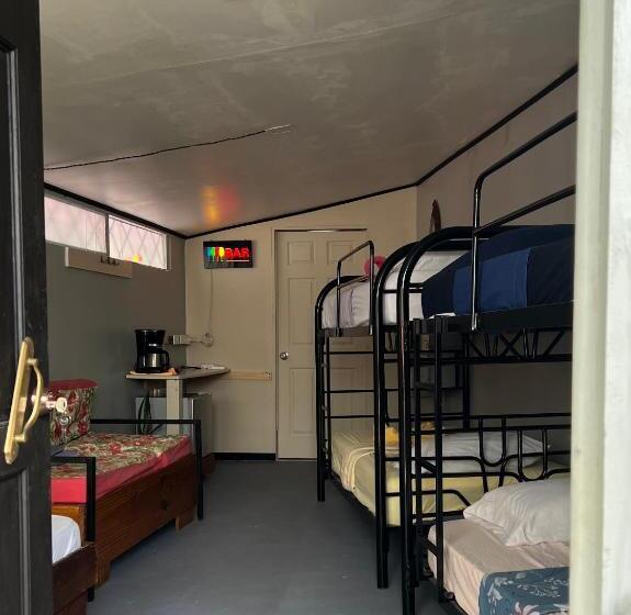 הוסטל Selvatosleep