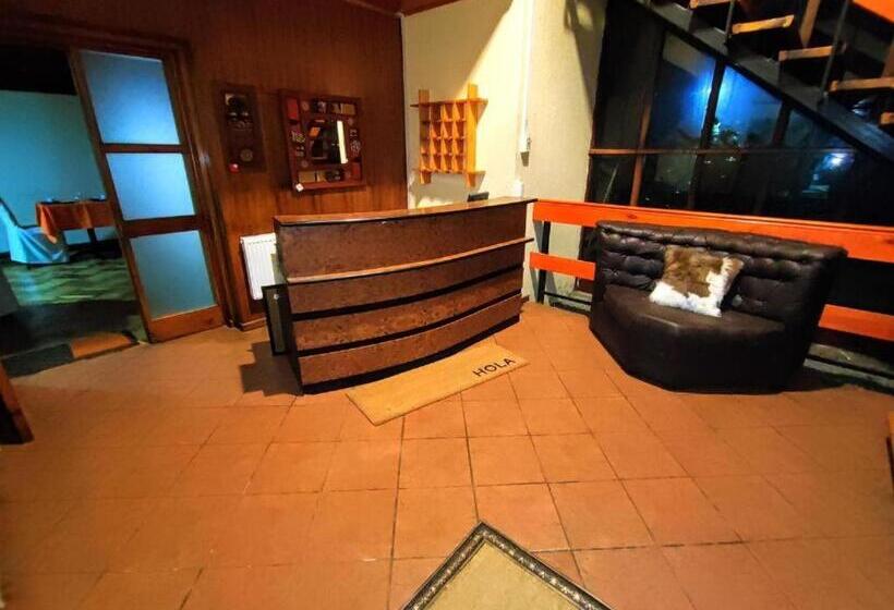 צימר Dallas Housen