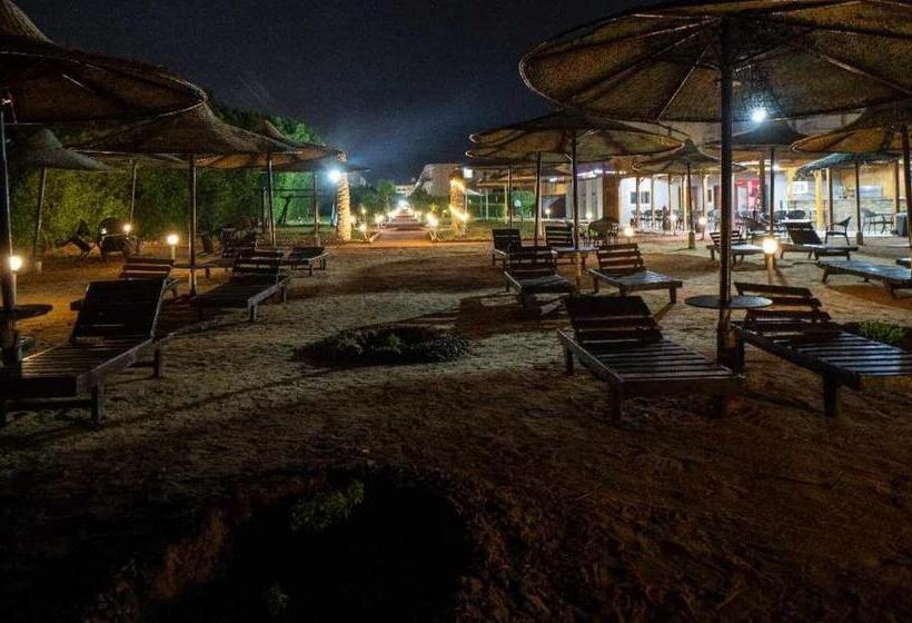 هتل Fox House Beach Resort & Spa El Gouna