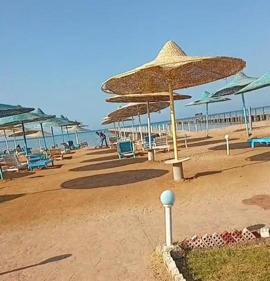 هتل Fox House Beach Resort & Spa El Gouna