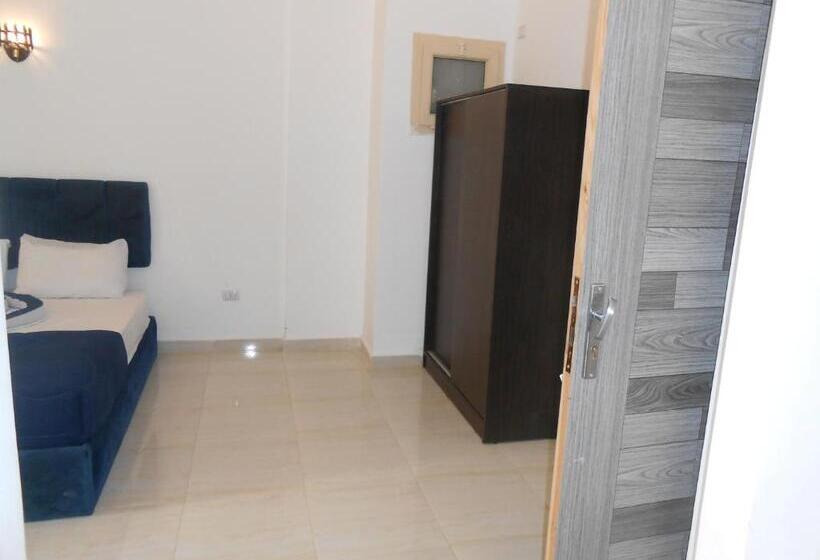 هتل Fox House Beach Resort & Spa El Gouna