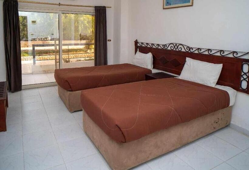 هتل Fox House Beach Resort & Spa El Gouna
