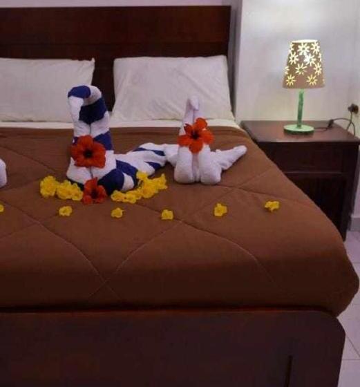 هتل Fox House Beach Resort & Spa El Gouna