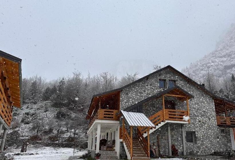 هتل Guesthouse Arben Selimaj