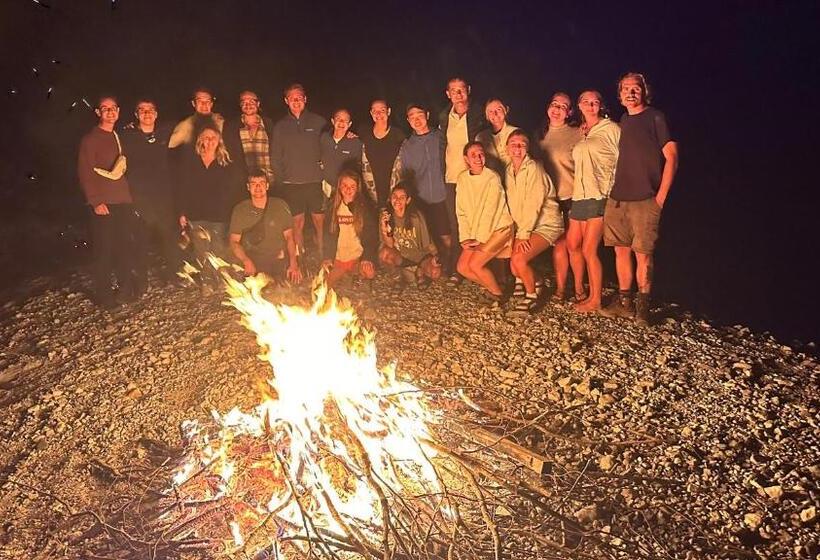 هتل Guesthouse Arben Selimaj