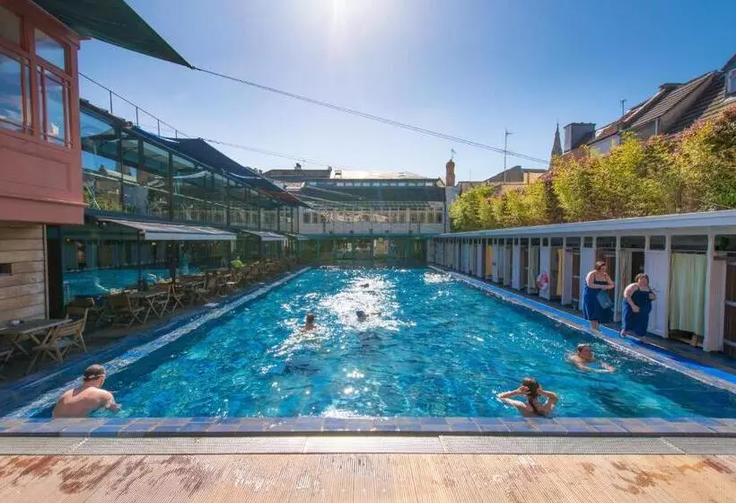 Hotelli Lido Townhouse