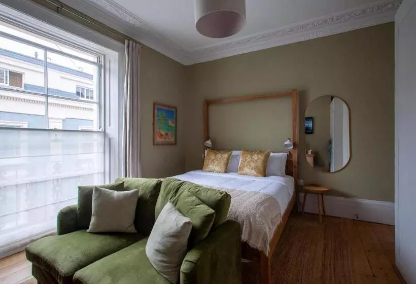 Hotelli Lido Townhouse