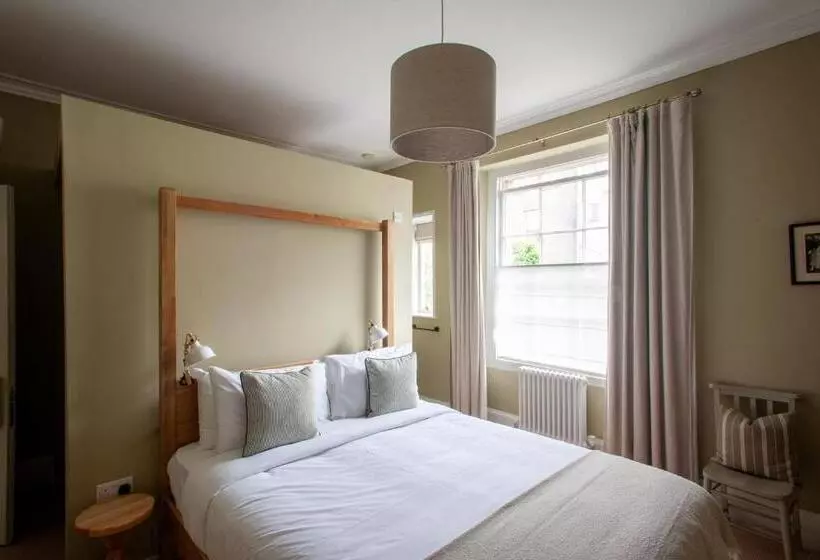 Hotelli Lido Townhouse