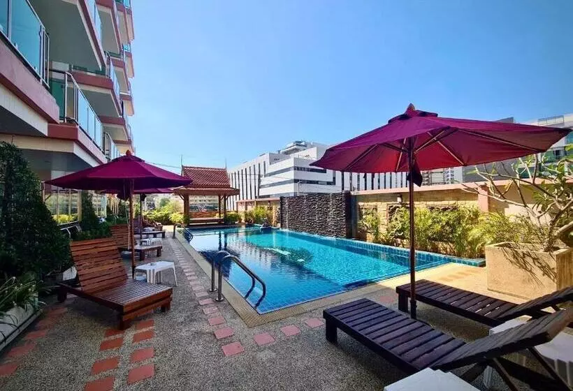 Hotelli Nanthana Villa