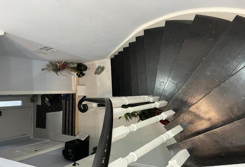 Panzió Affordable Holiday Home Shay 203