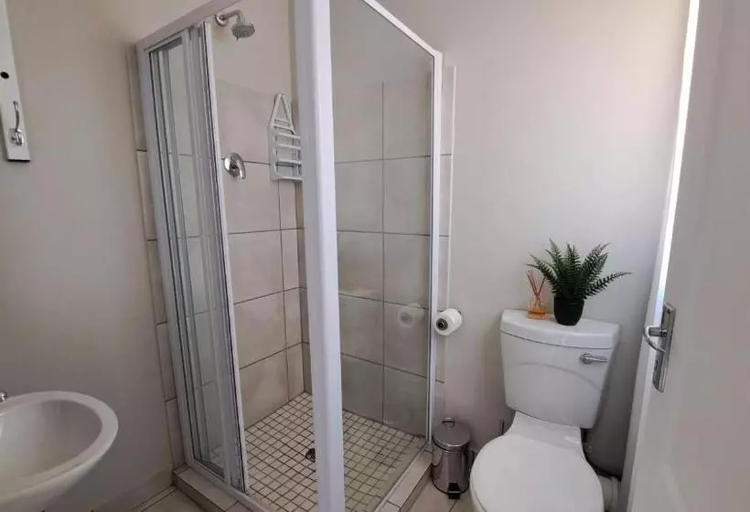 Majatalo Chrisserus Guest Rooms