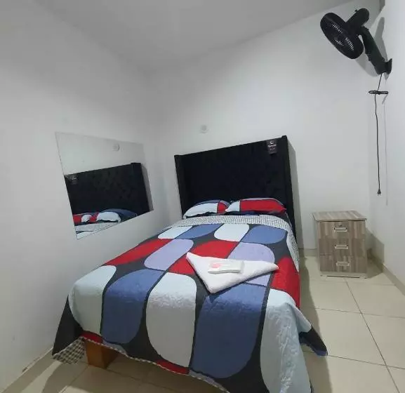ペンション Hostal Grand Ibiza
